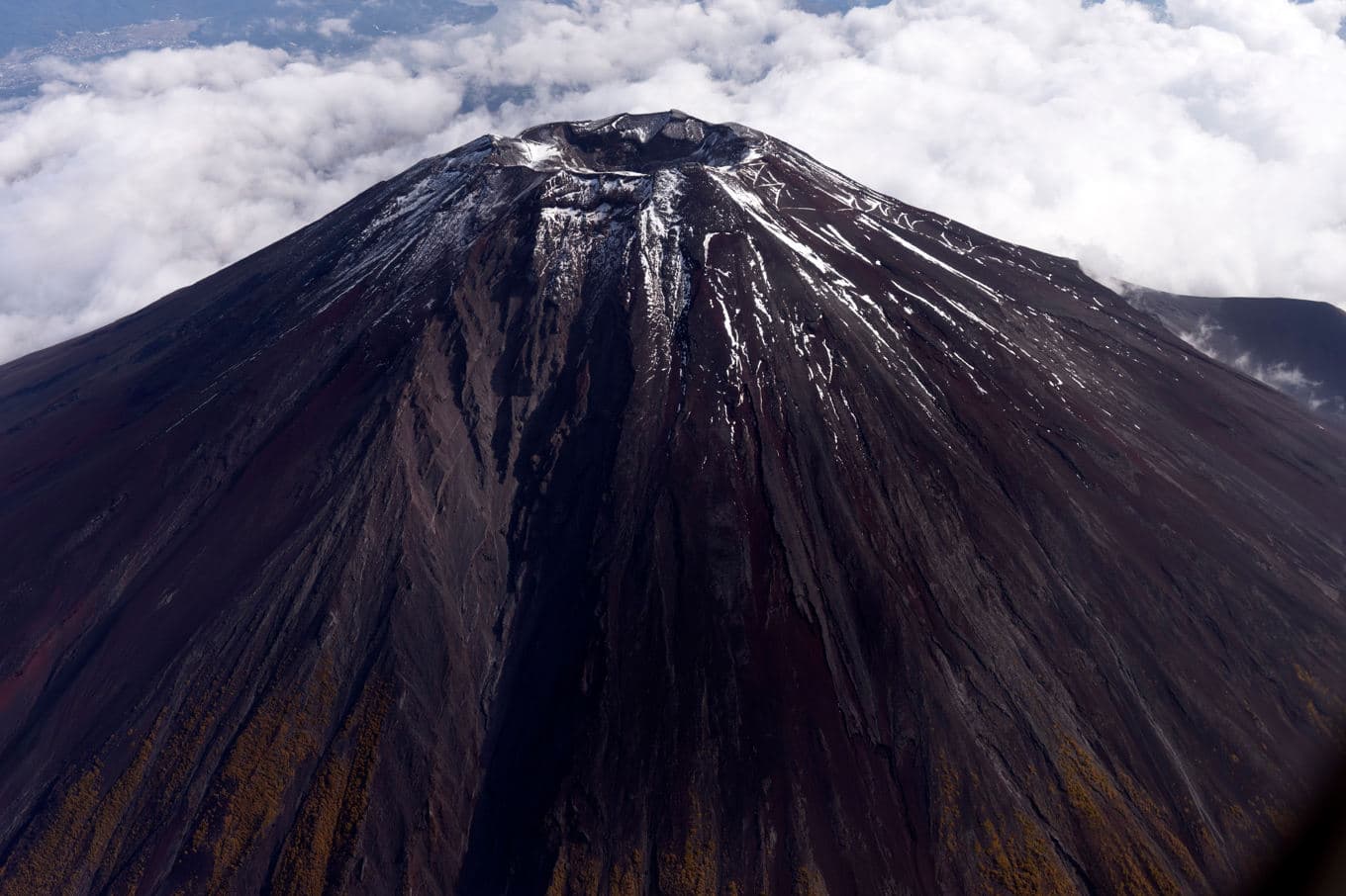 Fuji är Japans högsta berg. Arkivbild. Foto: Mark Schiefelbein/AP/TT