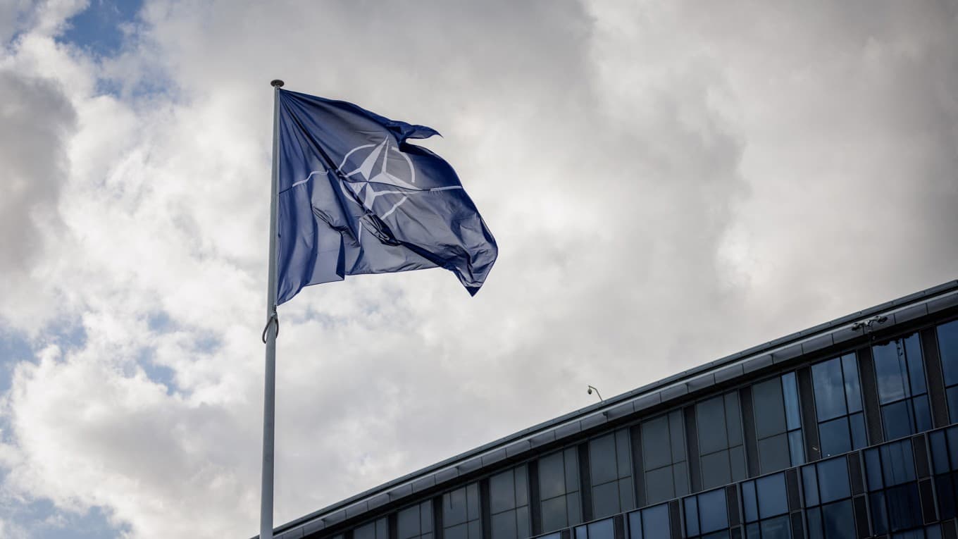 47 procent av svenskarna har mycket eller ganska stort förtroende för försvarsalliansen Nato. Foto: Simon Wohlfahrt/AFP via Getty Images