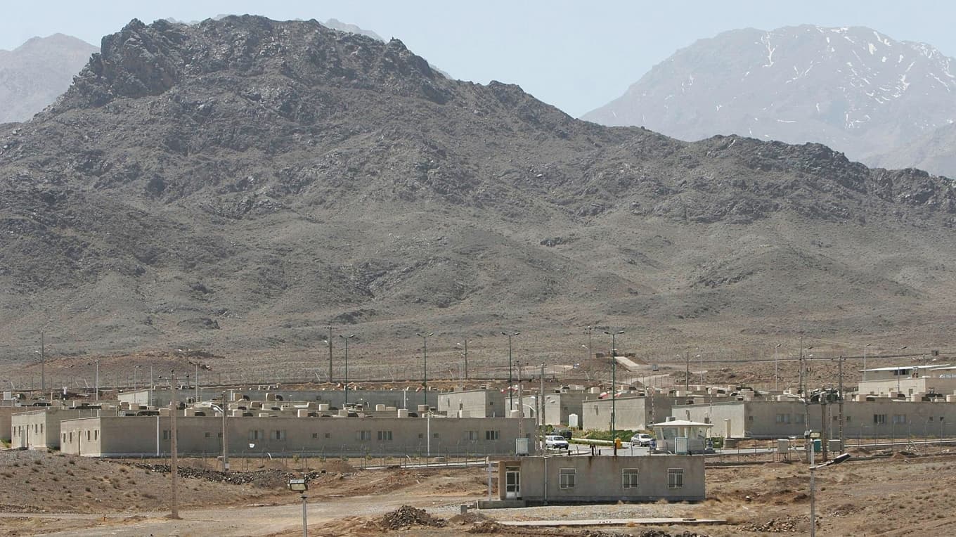 En bild från iranska kärnanläggningar i Natanz, söder om Teheran. Där finns en av de mer internationellt kända anläggningar inom Irans kärnenergiprogram som tidigare angripits av USA och Israel. Foto: Getty Images