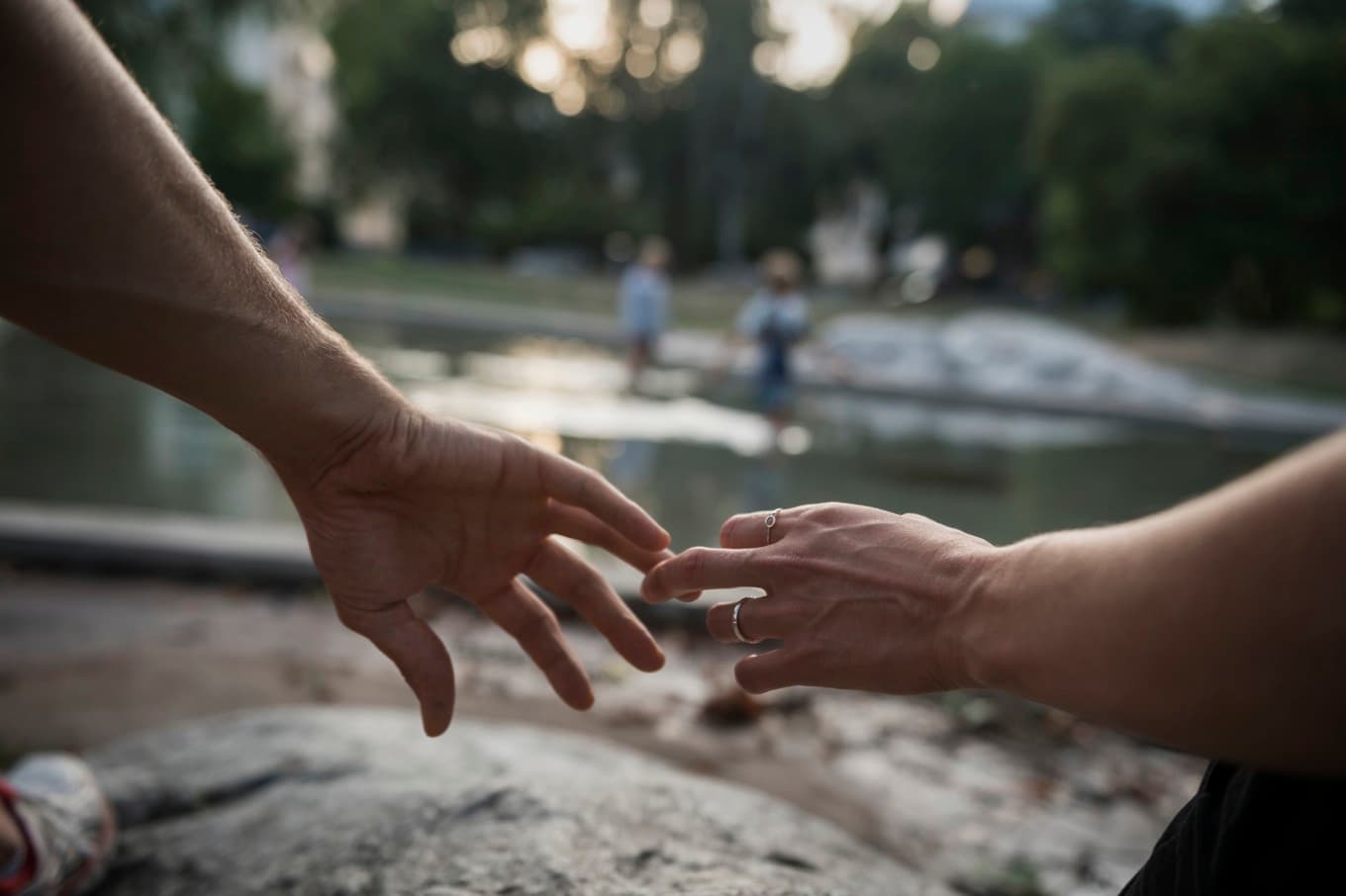 Bostadssituationen i storstäderna gör att kvinnor inte helt vågar släppa taget om en relation. Det uppger tre av tio kvinnor i en ny undersökning.
Foto: Wilhelm Stokstad/TT