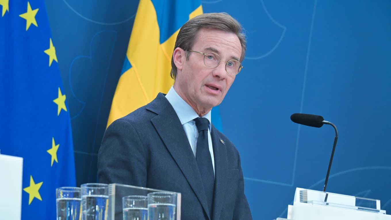 Statsminister Ulf Kristersson (M) konstaterar att Sverige har ekonomiska muskler för att klara av även ett utdraget förlopp i kriget i Iran. Foto: Roger Sahlström