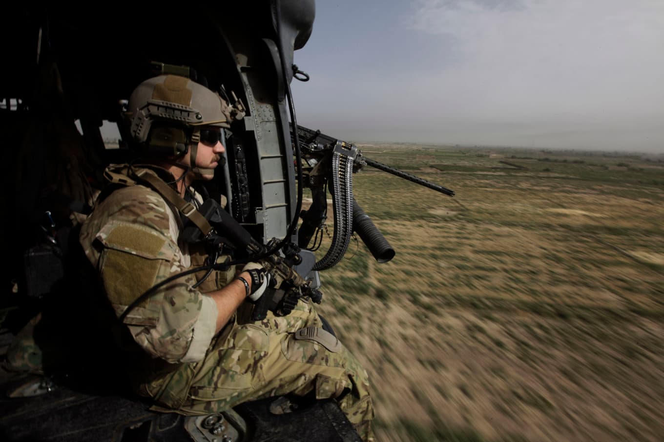USA:s flygvapen har särskilda förband för sök- och räddningsinsatser på fiendemark. Arkivbild. Foto: Brennan Linsley/AP/TT