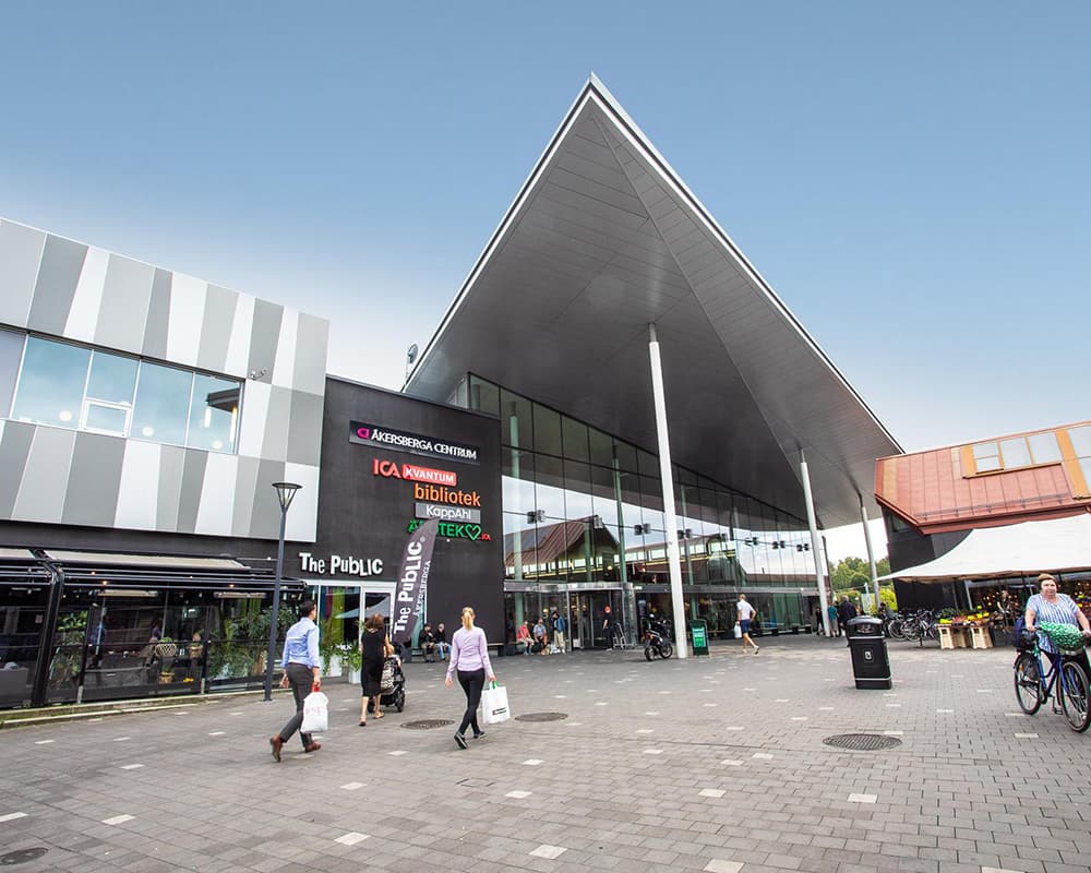 Debatten går het i Åkersberga och hela Österåkers kommun. Socialdemokraterna anklagas för att driva ett trollkonto, men partiet hävdar att det är en minderårig pojke som ligger bakom. Foto: Pressbild