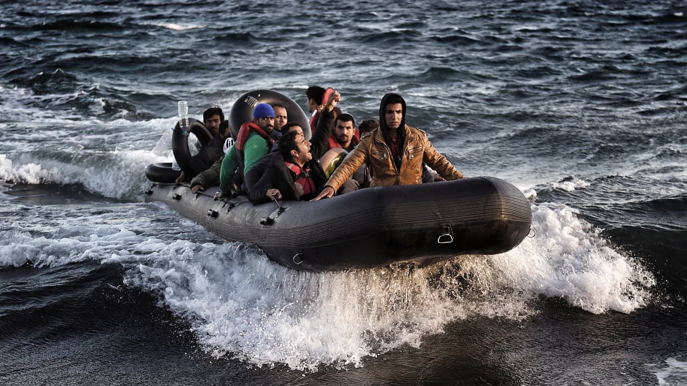 Ett internationellt kriminellt nätverk misstänks ha smugglat migranter från Algeriet till Spanien. Foto: Aris Messinis/AFP via Getty Images