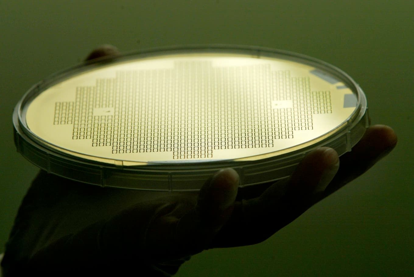 20040823 STOCKHOLM - Företaget Silex tillverkar mikrochip. Foto: Sofie Wiklund
COPYRIGHT PRESSENS BILD