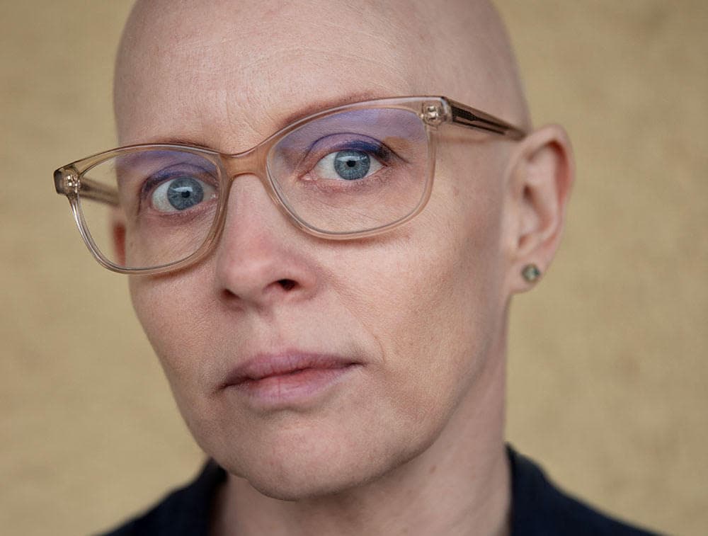 Svenska Akademien har valt poeten och litteraturkritikern Anna Hallberg till ny ledamot. Pressbild. Foto: Sofia Runarsdotter