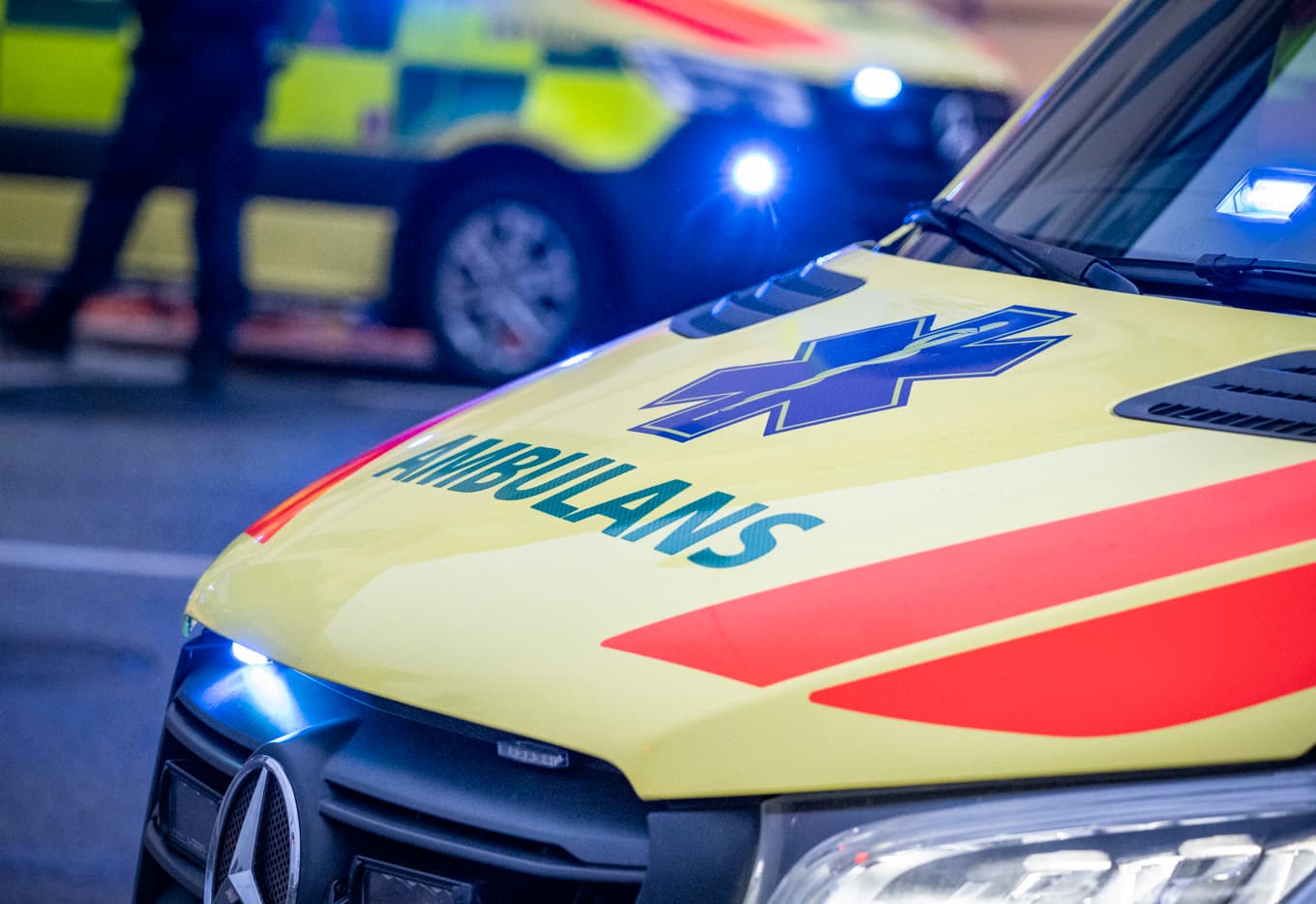 Mannen fördes med ambulans till sjukhus men hans liv gick inte att rädda. Arkivbild. Foto: Johan Nilsson/TT