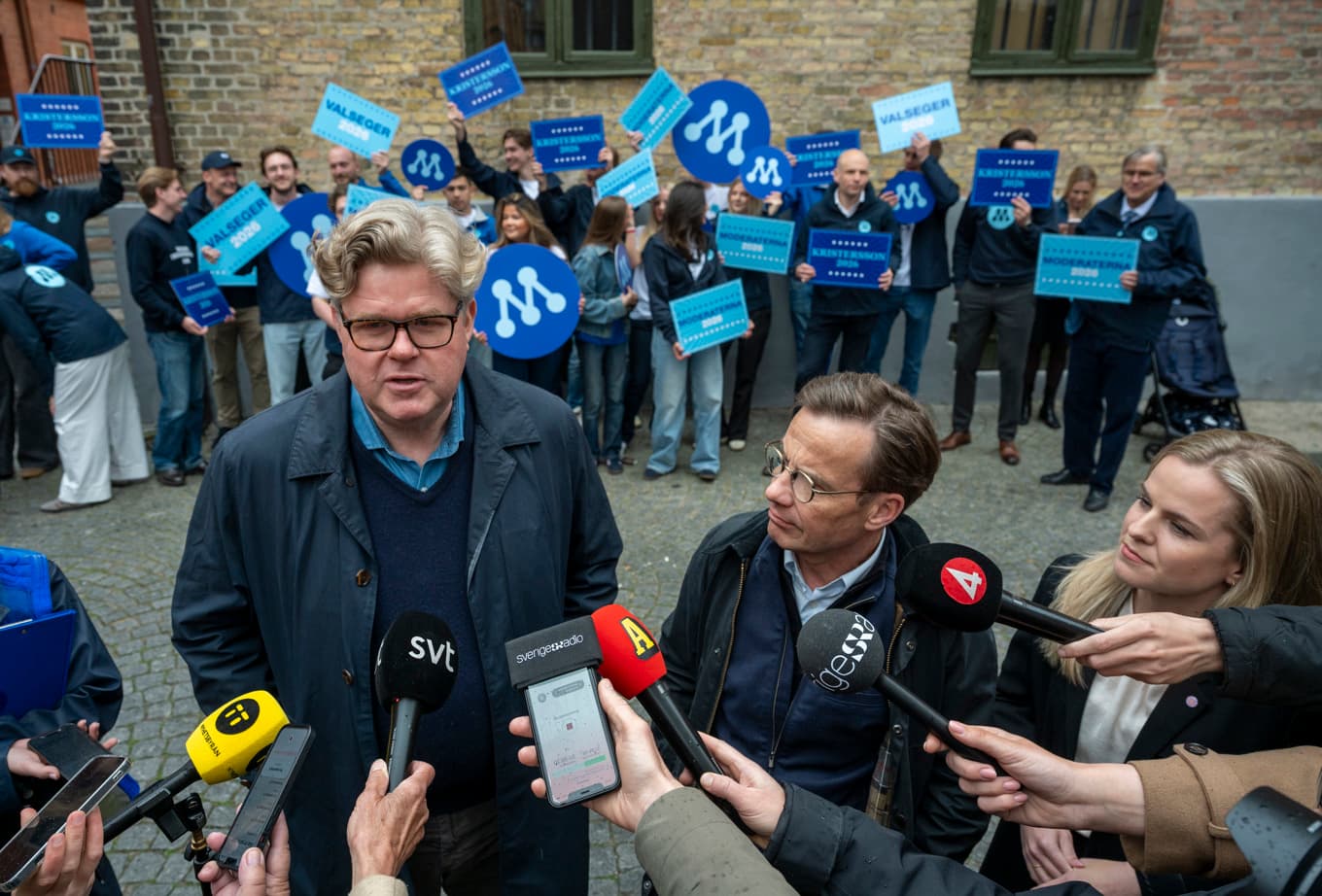 Justitieminister Gunnar Strömmer, statsminister Ulf Kristersson och Helena Nanne, oppositionsråd i Malmö, håller pressträff i Malmö. Foto: Johan Nilsson / TT