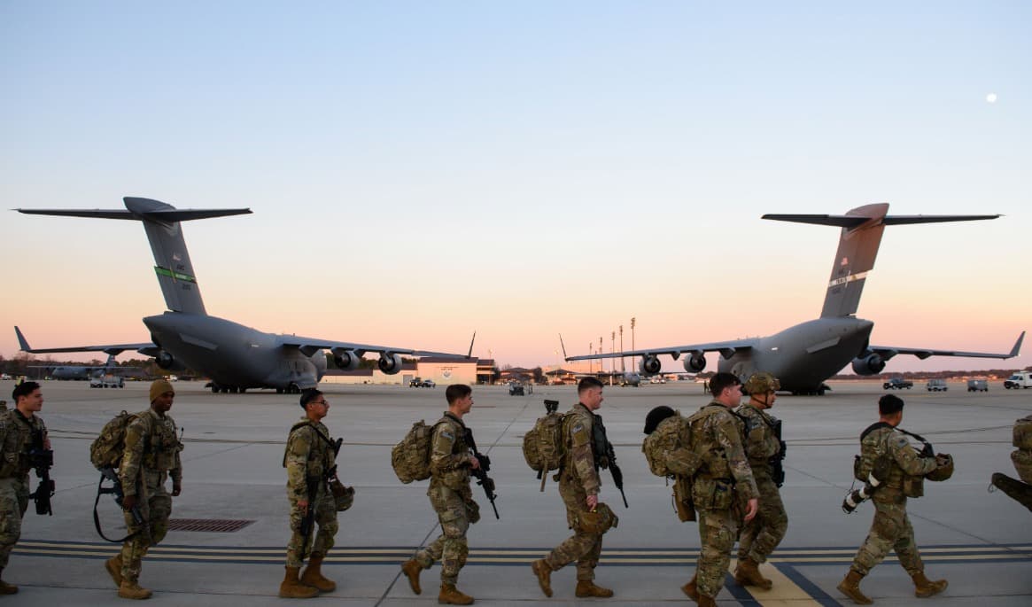 Amerikanska soldater vid Fort Bragg i Fayetteville, North Carolina, innan de skickades till Polen den 14 februari 2022. Arkivbild. Foto: Melissa Sue Gerrits/Getty Images