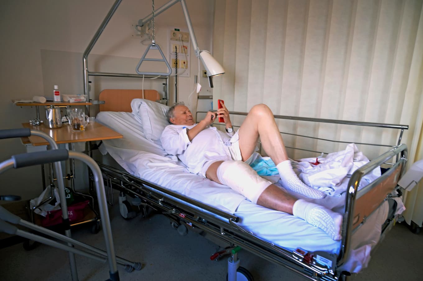 Det finns återkommande brister i vården av äldre. Ett återkommande tema är att viktig information inte når fram till patienter eller anhöriga. Foto: Janerik Henriksson