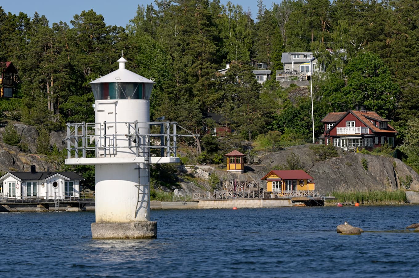 Fler ska ha möjlighet att bo nära vatten. Arkivbild. Foto: Janerik Henriksson/TT