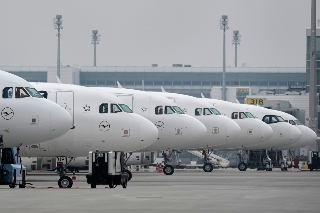 Trafik har ställts in på Münchens flygplats. Arkivbild. Foto: Matthias Schrader /AP/TT