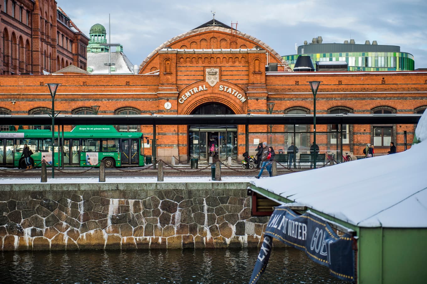Mannen greps sedan polisen gått ut med en efterlysning efter våldtäkten på Malmö centralstation. Arlivbild. Foto: Emil Langvad/TT