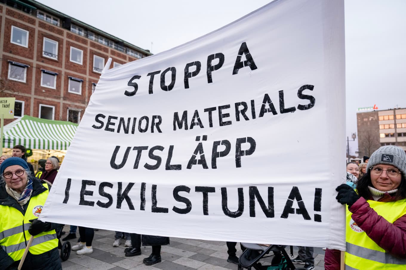 Demonstration i november 2025 mot att företaget Senior Material skulle släppa ut upp till 900 ton per år av den cancerframkallande och nervskadande kemikalien Metylklorid i produktionen vid sin fabrik. Arkivbild. Foto: Christine Olsson/TT