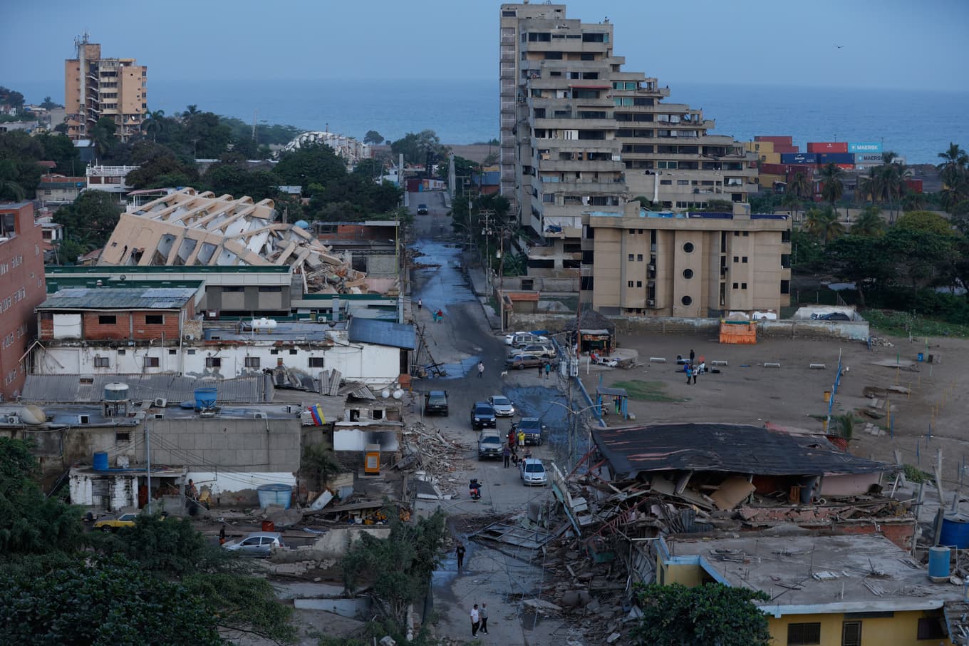 Kuststaden La Guaira tillhör de mest drabbade områdena. Foto: Pedro Mattey /AP/TT