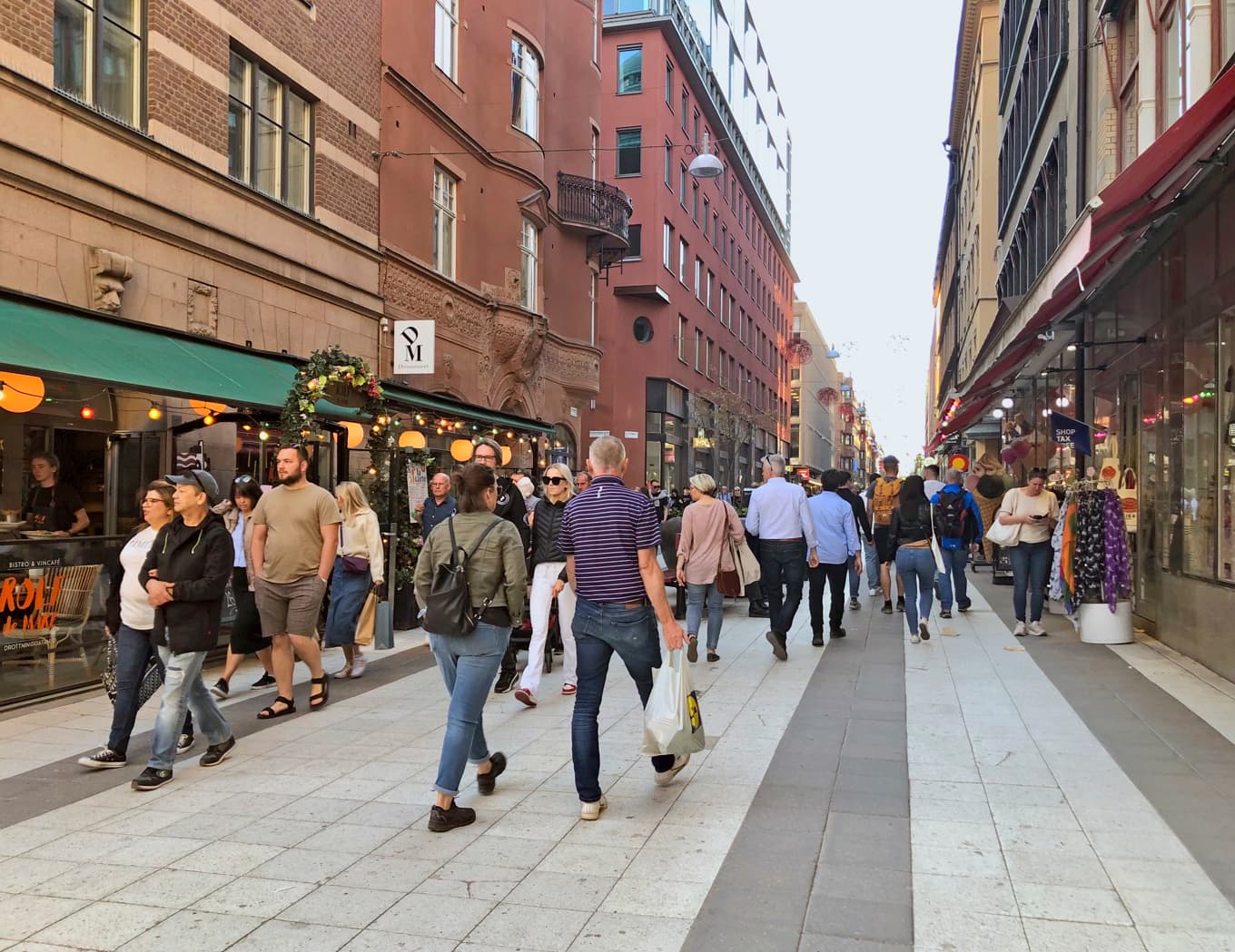 Samhällsvetenskaplig kultur kan vara allt som människor skapar, inklusive normer, språk, lagar, värderingar, maktstrukturer och traditioner. Foto: Malin Nordstrand