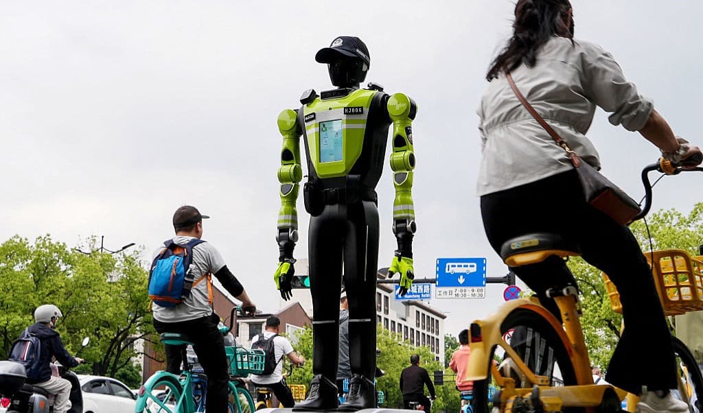 Robotpolis i staden Hangzhou i Kina. Foto: Agatha Cantrill/AFP via Getty Images