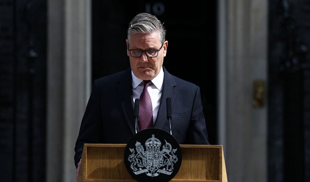 Storbritanniens premiärminister Keir Starmer meddelar sin avgång i London. Foto: Henry Nicholls/AFP via Getty Images