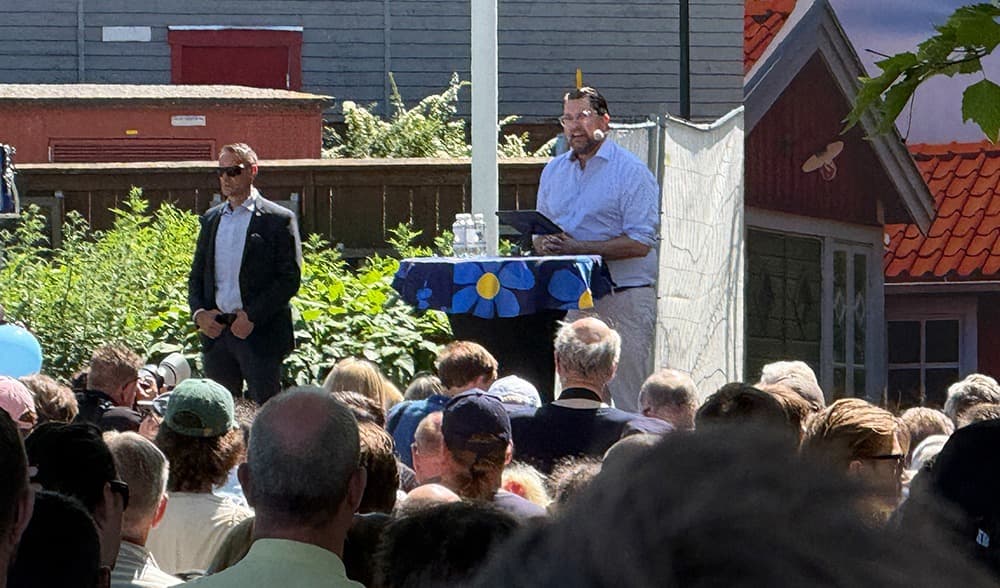 Jimmie Åkesson (SD) talade inför tusentals perosner i Almedalen. Foto: Staffan Erfors