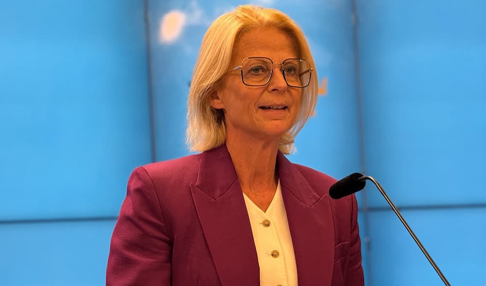 Elisabeth Svantesson (M) lovar redan nu att det inte blir några skattehöjningar på arbete eller sparande. Foto: Staffan Erfors