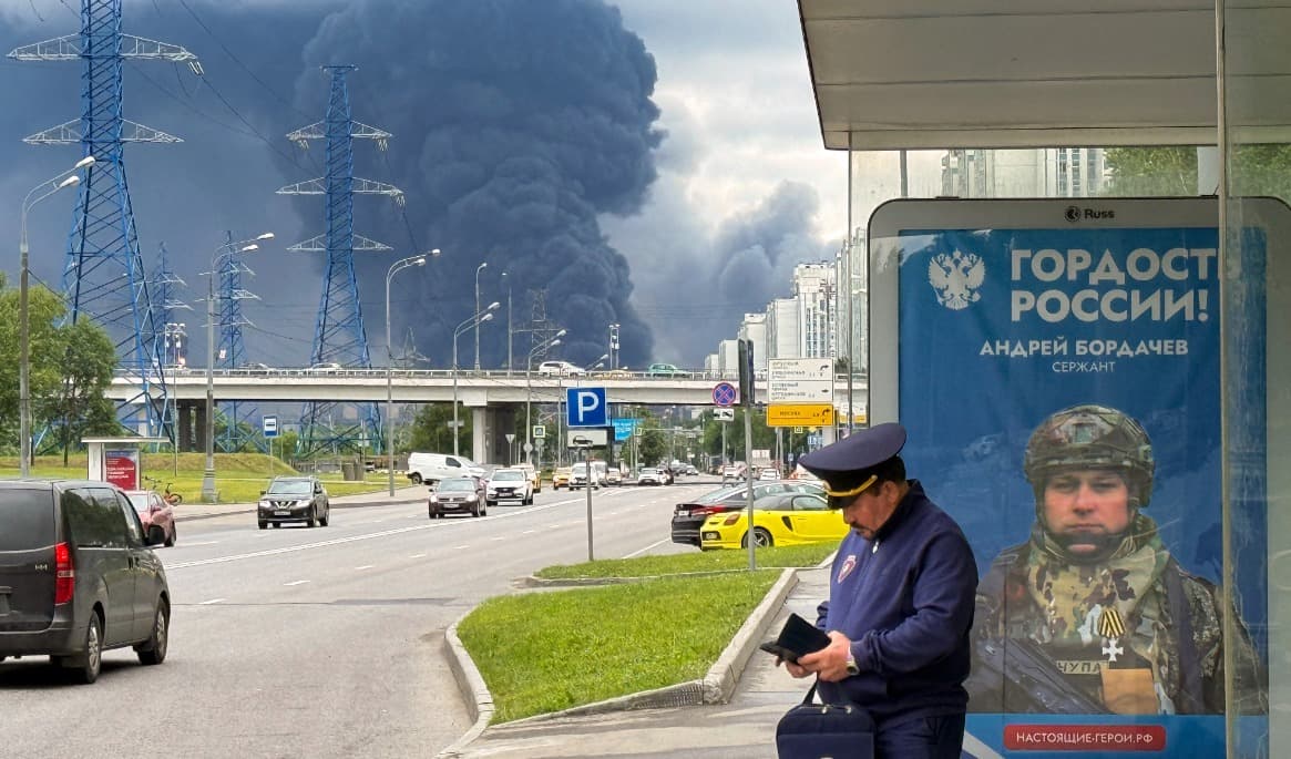 Gazproms oljeraffinaderi söder om Moskva träffades av en ukrainsk drönarattack i somras. Foto: AFP vid Getty Images.