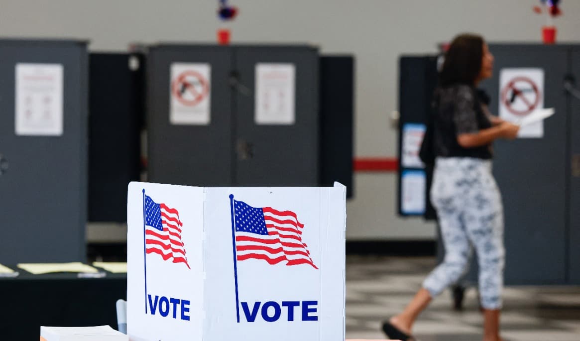 Valkontor över hela USA har mottagit misstänkta brev. Foto: Erik S. Lesser / AFP via Getty Images)
