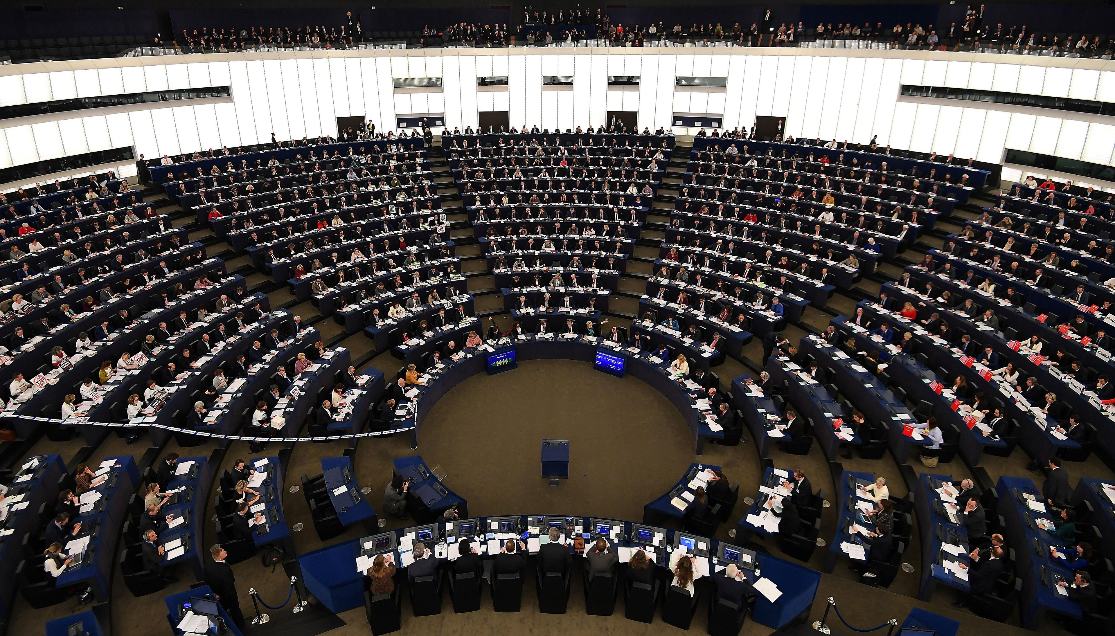 
Omröstning i Europaparlamentet om avtalet mellan EU och Kanada, Comprehensive Economic and Trade Agreement (CETA), i Strasbourg 15 februari, 2017. (Foto: Frederick Florin/AFP/Getty Images)                                            