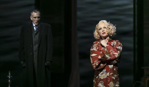 "La Traviata", GöteborgsOperan: Åke Zetterström, Kerstin Avemo. Foto: Mats Bäcker