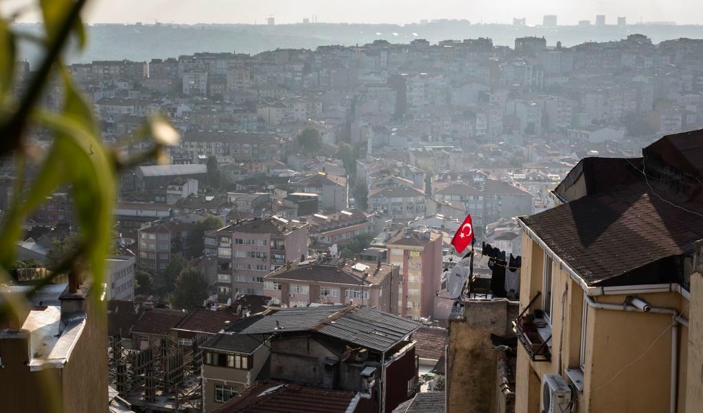 
Vy över Istanbul med turkisk flagga. Foto: Anders Ahlgren/SvD/TT-arkivbild                                            