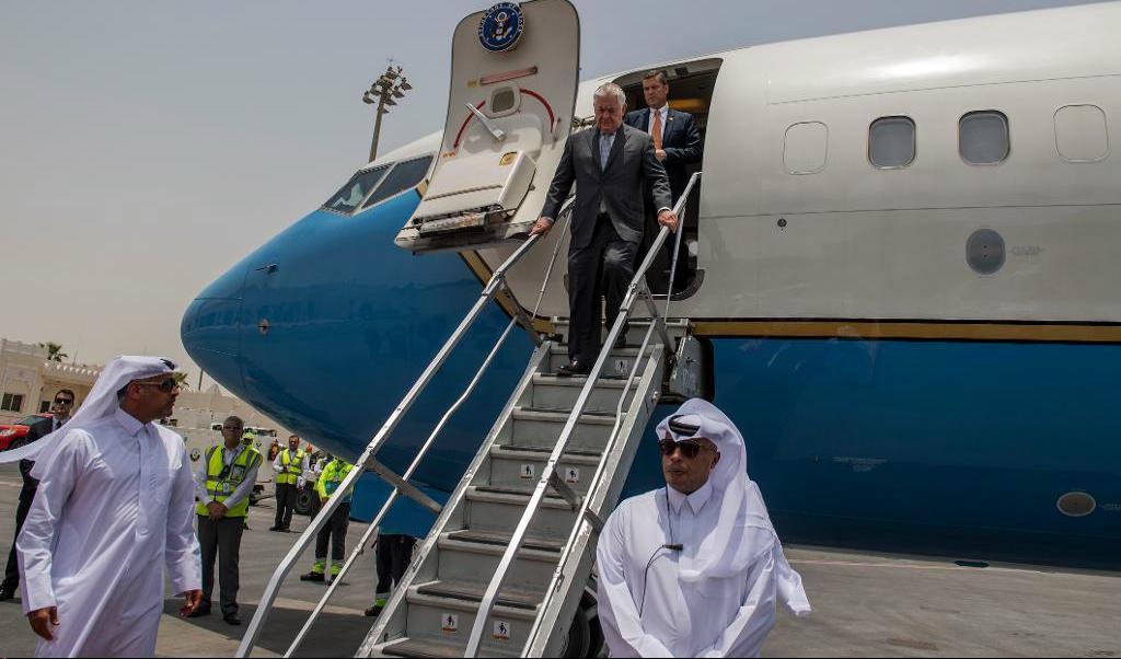 USA:s utrikesminister Rex Tillerson anlände till Doha i Qatar förra veckan. Han åkte skytteltrafik mellan Gulfländerna i ett försök att medla i konflikten mellan Qatar och fyra arabländer. Arkivbild. Foto:
Trevor T. McBride/AP/TT