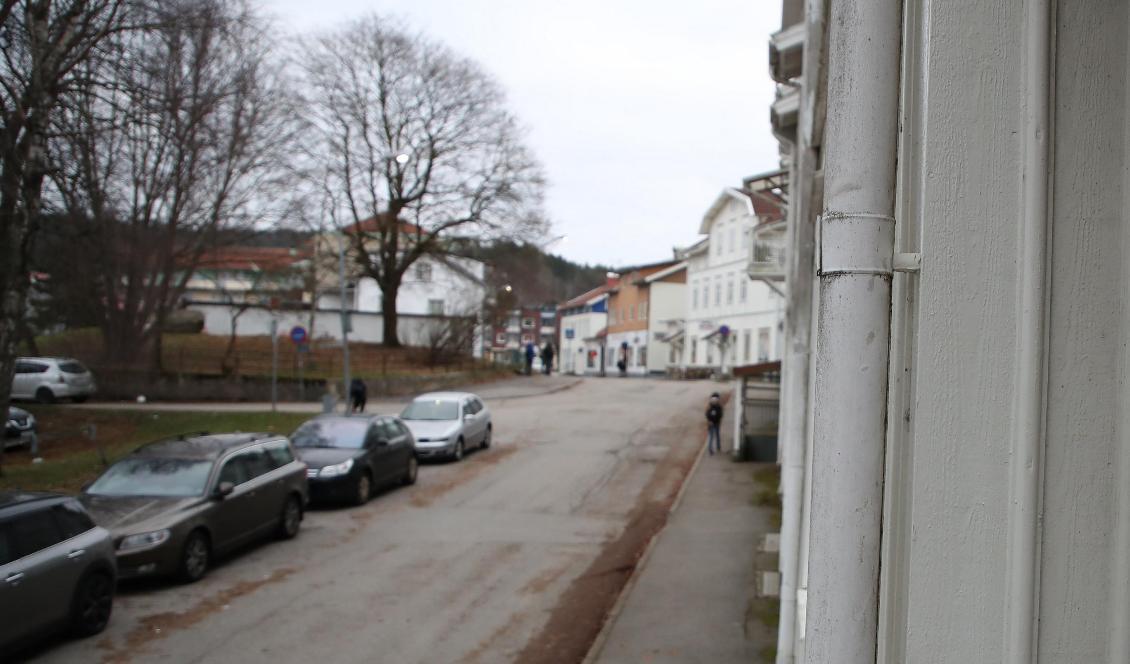 På torsdagen gjorde Säkerhetspolisen tillslag på flera platser i västra Sverige i samverkan med polisen. Ett av tillslagen gjordes i Lilla Edet. Foto: Adam Ihse/TT