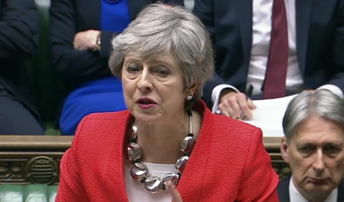 
En hes Theresa May talar i det brittiska underhusets brexitdebatt. Foto: House of Commons/PA/AP/TT                                                