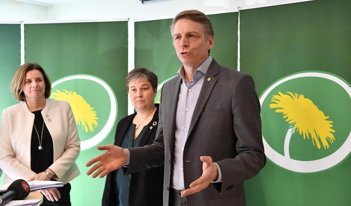 Miljöpartiets valberedning föreslår att Per Bolund tar över efter Gsutav Fridolin. Foto: Jonas Ekströmer/TT