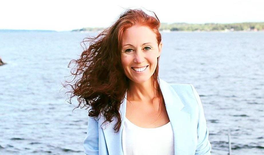Socialdemokraten Nina Burchhardt blev kär i en riksdagsledamot i Sverigedemokraterna och tvingades sedan bort från partiet. Foto: Skärmdump/Facebook/privat