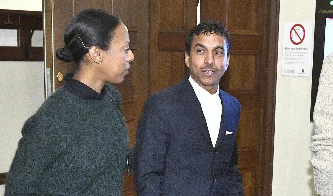 Lili Assefa och Jason Diakité, alias Timbuktu, under rättegången mot Sverigedemokraterna i Stockholms tingsrätt. Foto: Claudio Bresciani/TT-arkivbild
