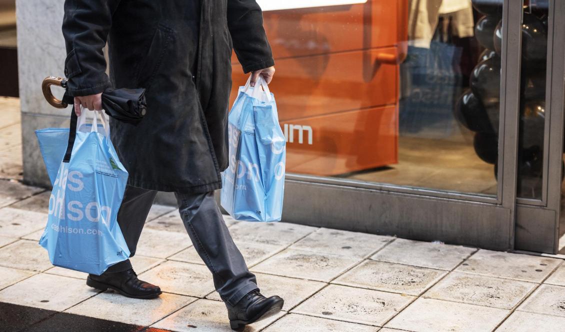 Den 1 mars införs skatt på plastpåsar. Foto: Karin Wesslén/TT-arkivbild
