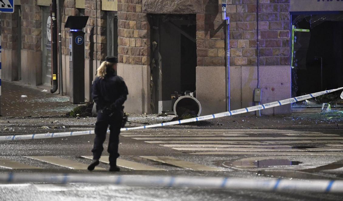 En lokal är totalförstörd efter en detonation i Vasastan i centrala Stockholm. Foto: Henrik Montgomery/TT