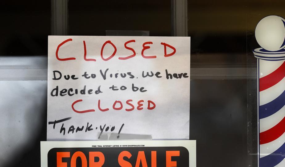 Miljontals affärsrörelser i USA har fått stänga som en följd av coronasmittan. Foto: Paul Sancya/AP/TT-arkivbild