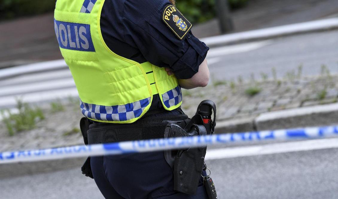 Polisen söker tre misstänkta gärningsmän efter ett våldtäktsförsök i Orminge under onsdagsförmiddagen. Foto: Johan Nilsson/TT-arkivbild