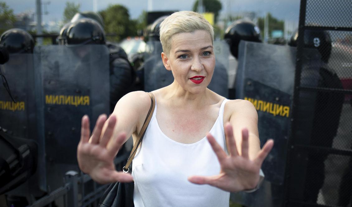 Oppositionsledaren Maria Kolesnikova riskerar ett flerårigt fängelsestraff sedan hon förts bort och satts i förvar i samband med protesterna. Arkivbild från den 30 augusti. Foto: Tut.By via AP/TT