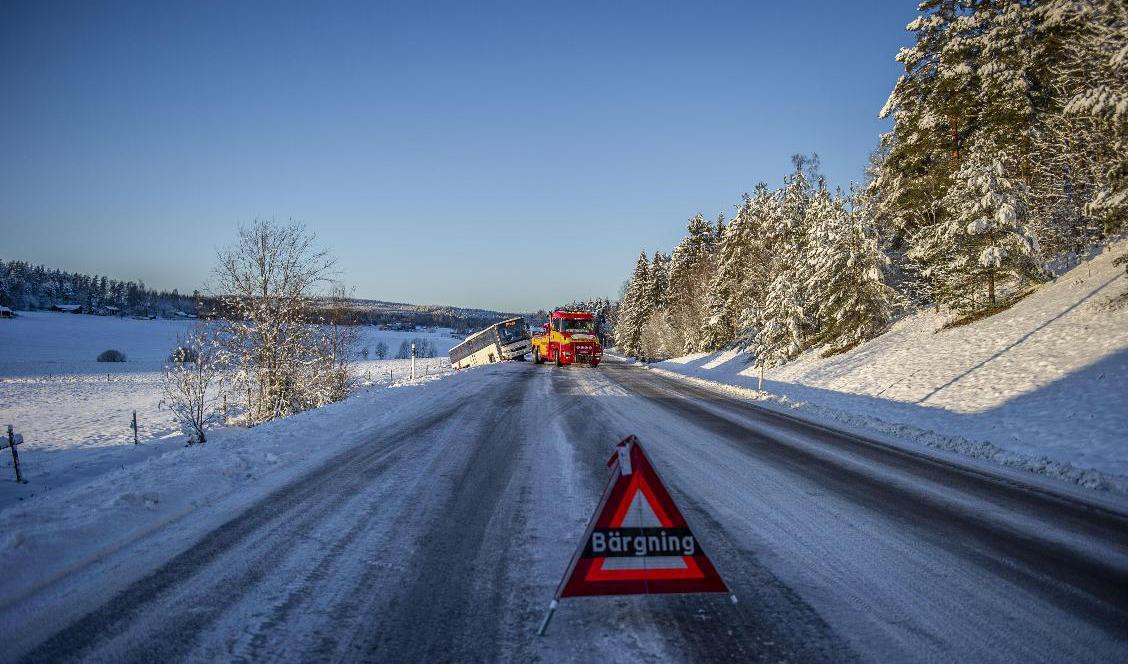 Se upp på vägarna under lördagen. Arkivbild. Foto: Niklas Hagman/TT