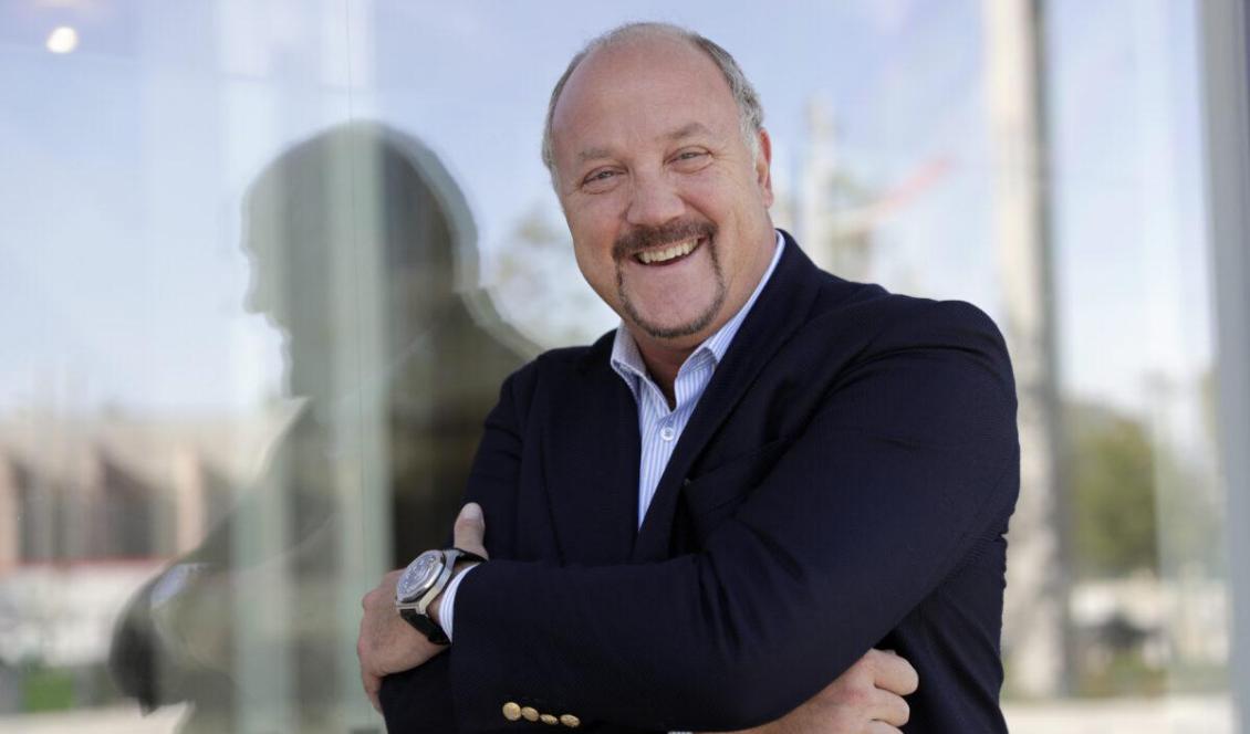 Bradley Birkenfeld, visselblåsare och tidigare chef på den internationella finansbanken UBS, hävdar att Hillary Clinton, som då var USA:s utrikesminister, mörkade viktig information i undersökningen av UBS-fallet. Foto: Thomas Samson/AFP via Getty Images