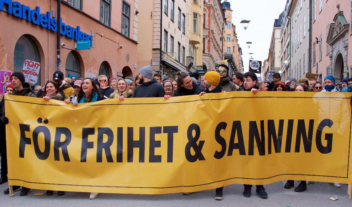 








Demonstranter gick i marsch från Medborgarplatsen mot Kungsträdgården. ”En fredlig folkskara med mycket glädje”, säger arrangören Filip Sjöström. Stockholm den 6 mars 2020. Foto: Emil Almberg                                                                                                                                                                                                                                                                                                                                                                                                            