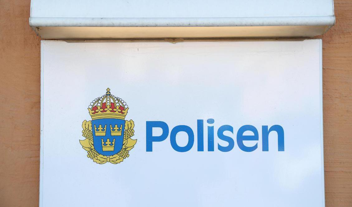 Inbrottstjuvar kunde ta sig både in i Kristianstads polishus och försvinna därifrån utan att personal på plats upptäckte inbrottet. Arkivbild. Foto: Jeppe Gustafsson/TT