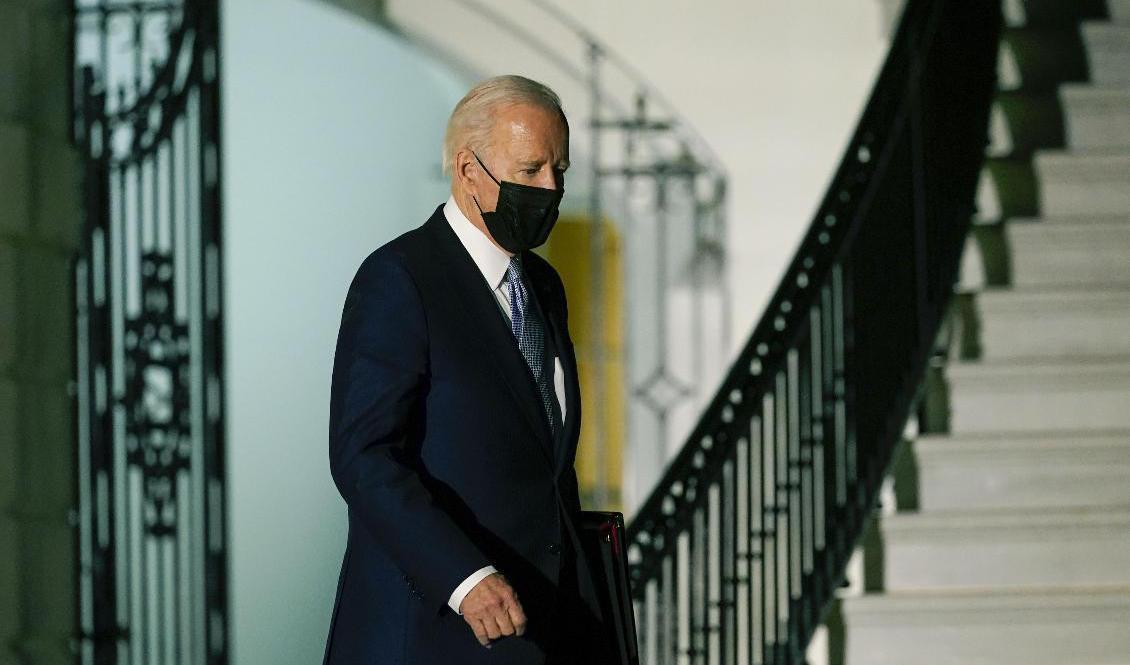 
USA:s president Joe Biden utanför Vita huset på fredagen. Susan Walsh Foto: AP/TT                                            