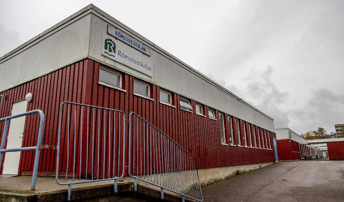 Römosseskolan i Angered, en av de tre friskolor i Göteborg som Skolinspektionen vill stänga. Arkivbild. Foto: Adam Ihse/TT