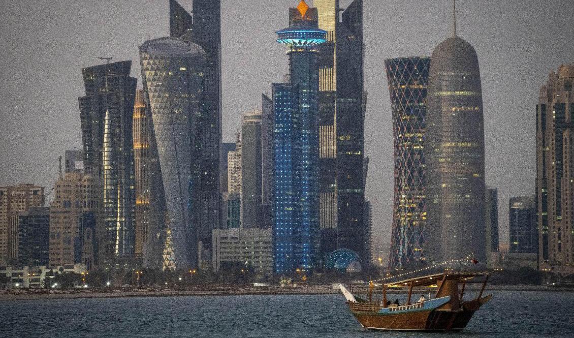 Bland annat hit lånas dina pensionspengar ut. På bilden Doha, Qatar. Arkivbild. Foto: Darko Bandic/AP/TT