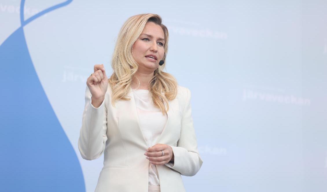 Kristdemokraternas partiledare Ebba Busch (KD) talar under Järvaveckan. Nils Petter Nilsson / TT