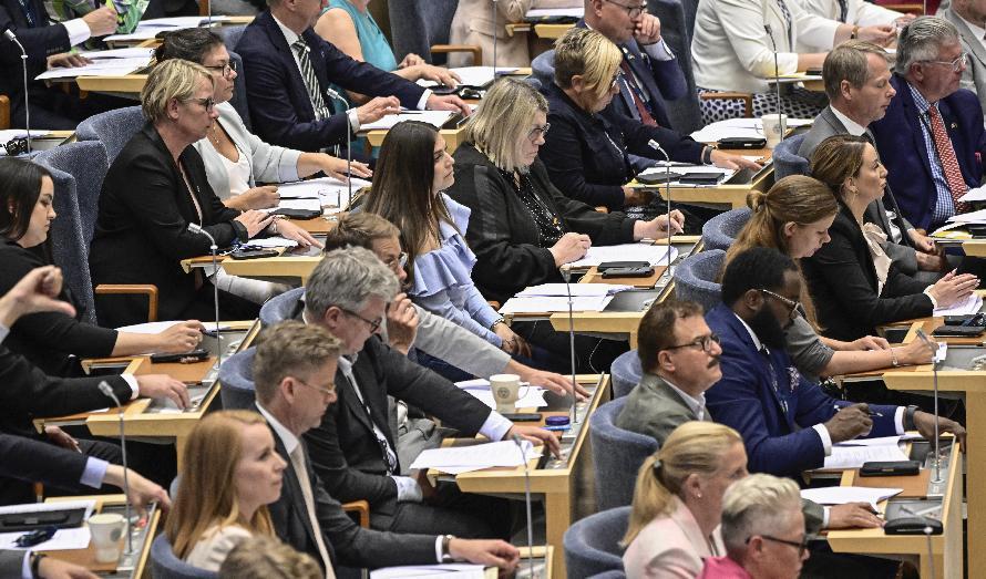 Riksdagsledamöter under omröstningen om vårbudgeten i riksdagen den 22 juni. Foto: Claudio Bresciani/TT