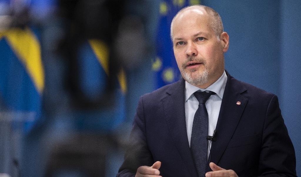 Med Morgan Johansson (S) i spetsen har fyra partier – S, V, MP och C – sett till att det avskaffade tjänstemannaansvaret lever vidare. Foto: Ninni Andersson/Regeringskansliet